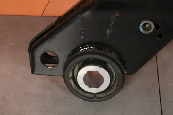 Volvo XC60 Framhjulsbalk OEM 31406806 image 5