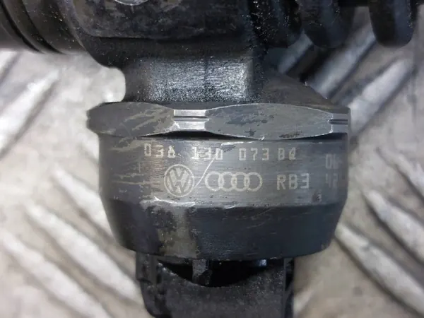 Vindrutetvättspump OEM 038130073BQ för VW image 4