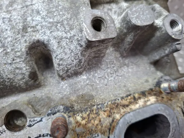 Cabeça do Motor OEM 55562229 para Opel Meriva B image 9