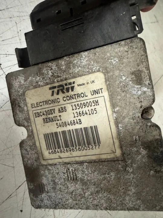 Pompe ABS OEM 8200343525 pour Trafic Vivaro Primastar image 3