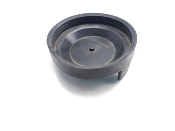 Cubierta bombilla faro Audi A1 OEM 90103366-SF Usado image 5