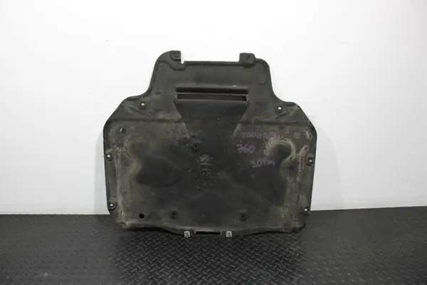 OEM 4M0825236 Transmission Cover for VW Touareg III image 2