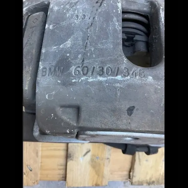 Jeu d'étriers et disques frein BMW 5 E60 OEM 6030348 image 7