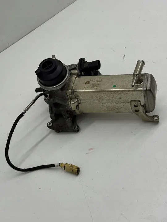 AUDI Q7 A4 A6 C7 3.0 TDI EGR-Jäähdytin + Venttiili OEM image 6