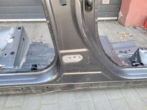 Toyota RAV4 V 19r Middenstijl Rechter Drempel OEM 1G3 image 4