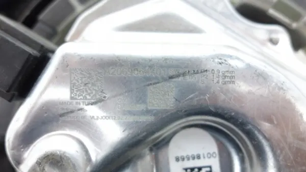 Käytetty Mercedes lämmityspuhallin OEM A2069064401 image 10