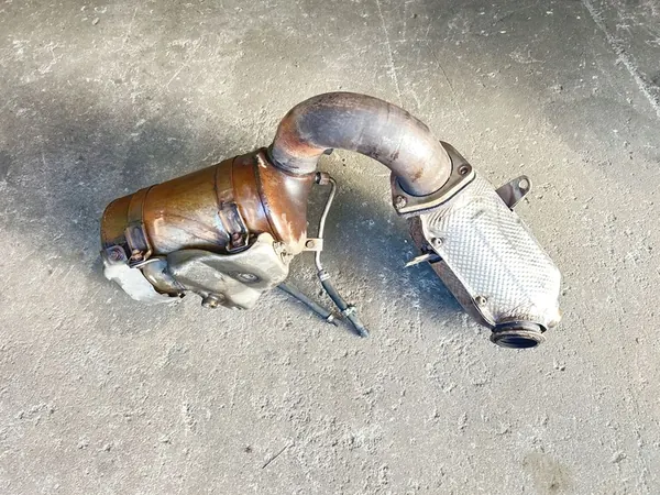 2016 Maserati Ghibli Catalytic Converter DPF image 2