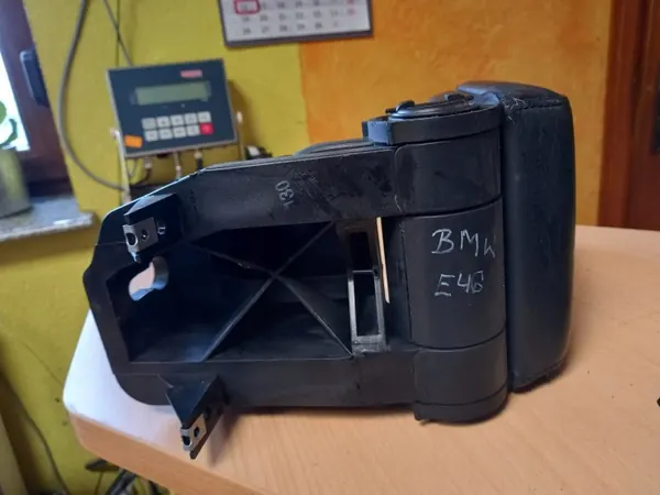 Armstöd BMW E46 OEM wgrhtjnhgmn - Begagnad image 7
