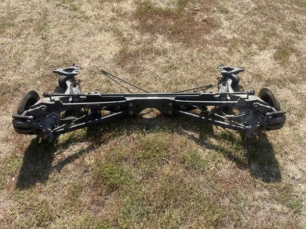 Viga de suspensão traseira completa Mini Cooper R56 image 1