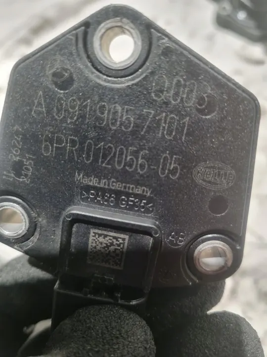 Mercedes-Benz OE A0919057101 image 3