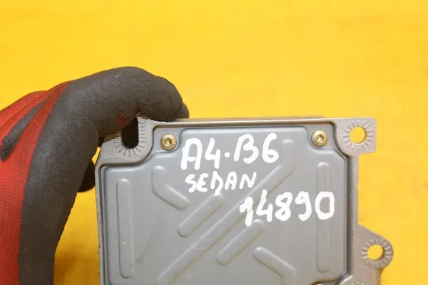 Ilmatyynyanturin Moduuli Audi A4 B6 8E0959643A image 7