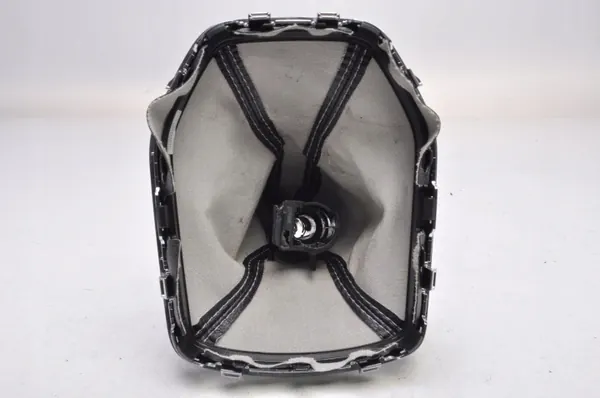 Ford Fiesta MK8 Pookhoes OEM 367144 image 10