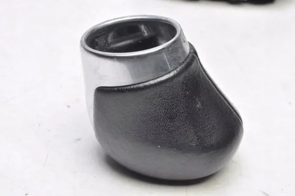 Ford Fiesta MK8 Pookhoes OEM 367144 image 3