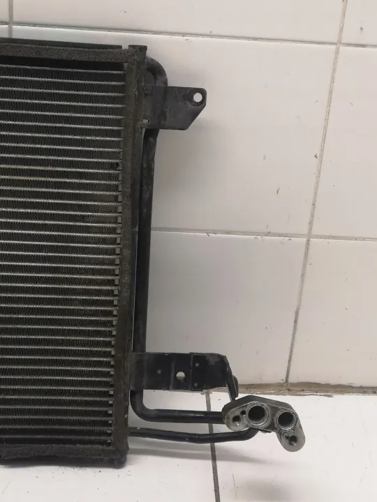 Condensador AC Volkswagen Golf V OEM 1K0820411F image 3