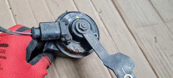 Audi A6 A7 Sinal de Buzina 4K6951223 image 8