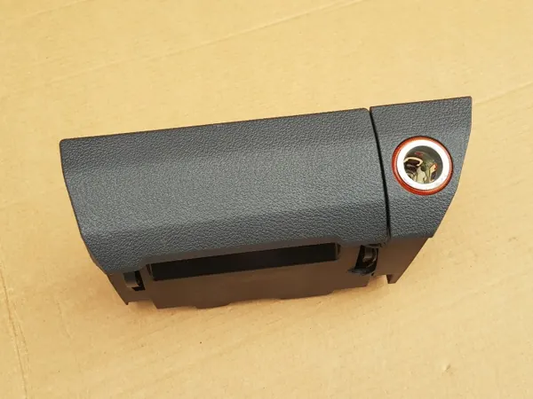 Cinzeiro OEM WYSUWANA e Tomada Isqueiro para VW Touran I image 2