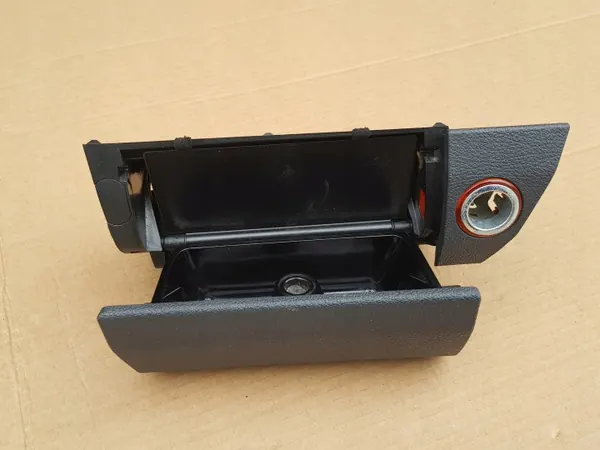 Cinzeiro OEM WYSUWANA e Tomada Isqueiro para VW Touran I image 10