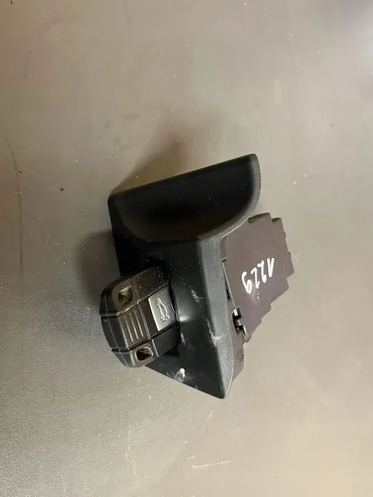 BMW Sytytyskytkin OEM 91723722 3-sarja E90 image 2