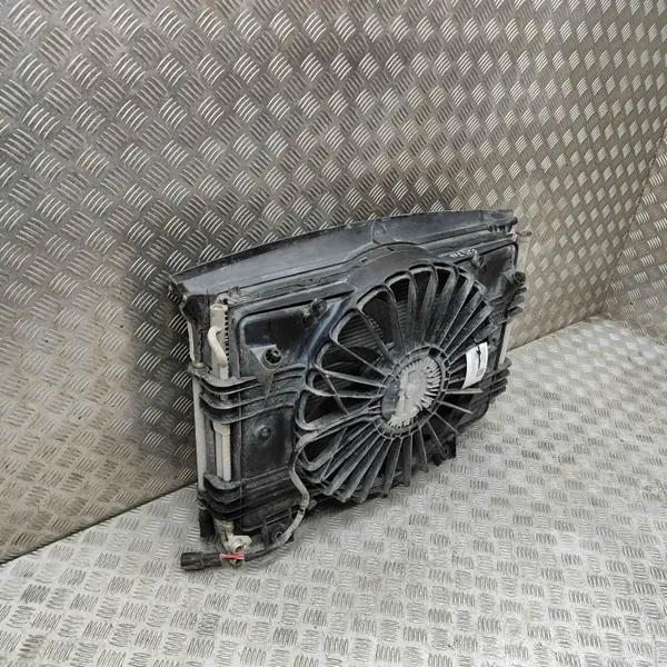 Tesla Model X Kühlteil OEM 103485000E Gebraucht image 3