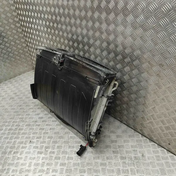 Tesla Model X Kühlteil OEM 103485000E Gebraucht image 5