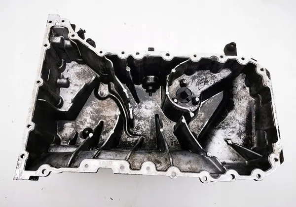 Oljetank 2.5 TDI T5 VW Transporter 070103603L image 4