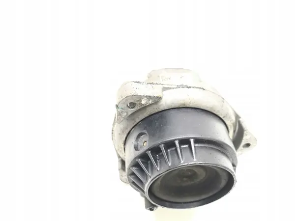 Soporte de motor BMW F07 F10 F11 640d 530d 535d image 2