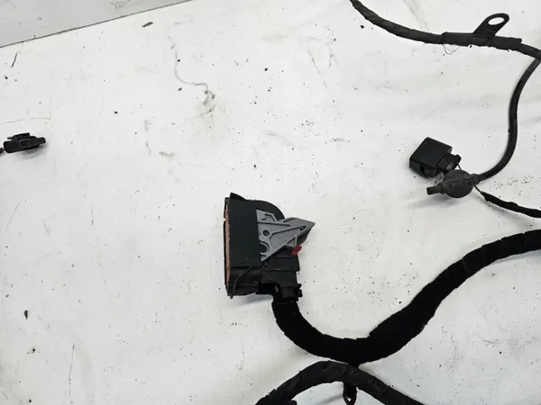 Johdinpunos OEM 4G0971 Audi A6 C7 vasen etuosa image 8