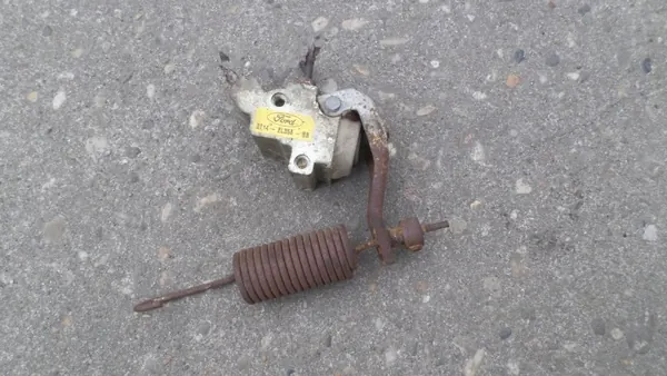 Corrector Fuerza Freno OEM 2T14-2L358-BB Ford Transit image 2
