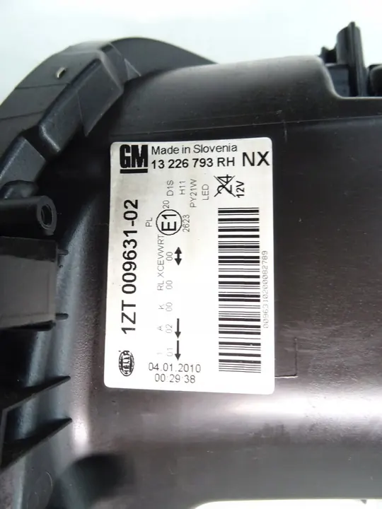 Opel OE 13226793 Xenonlamppu Oikea Etu image 4