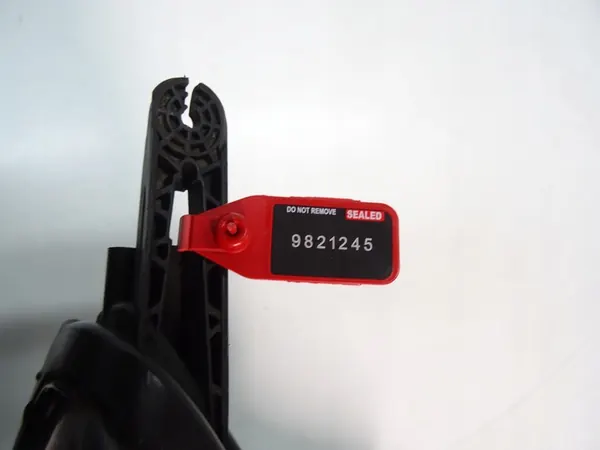 Opel OE 13226793 Xenonlamppu Oikea Etu image 5