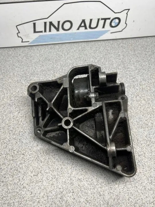 BMW airco compressor bevestiging OEM 2247388 image 5