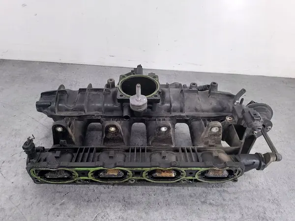 AUDI A4 A5 SKODA OCTAVIA II 1.8 TSI Ansaugkrümmer 06J198211D image 4