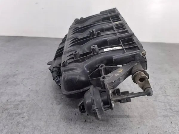 AUDI A4 A5 SKODA OCTAVIA II 1.8 TSI Ansaugkrümmer 06J198211D image 7