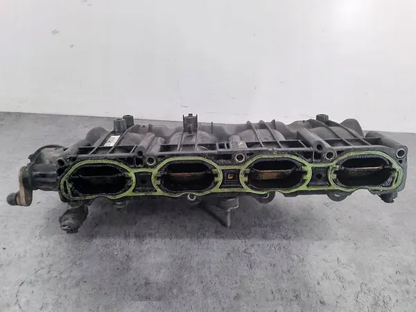 AUDI A4 A5 SKODA OCTAVIA II 1.8 TSI Ansaugkrümmer 06J198211D image 8