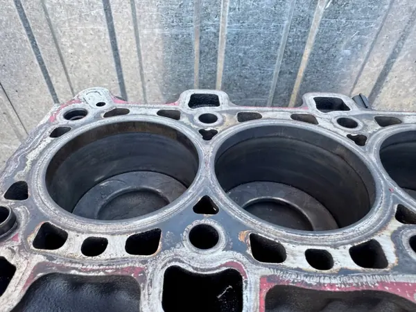 Bloque Motor Inferior R9MH413 para 1.6 dCi Diésel image 4