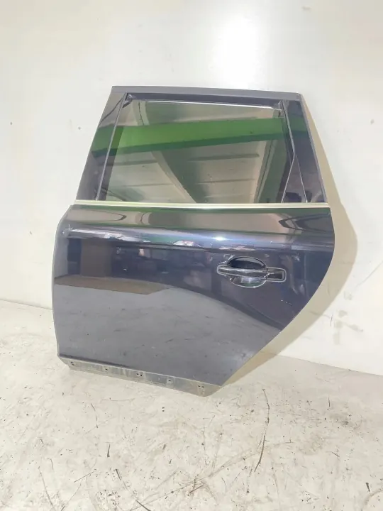 Volvo waterpomp OEM 31308275 - Gebruikte staat image 2