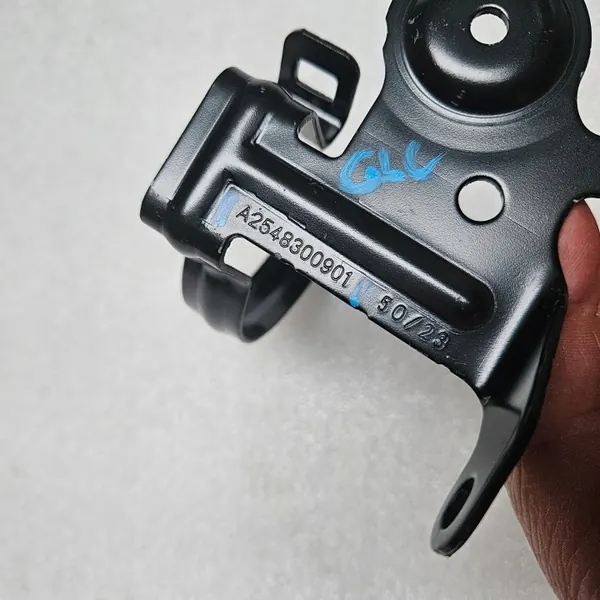 Support de Pompe à Liquide de Refroidissement OEM A2548300901 image 3