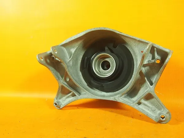 Audi A5 8T Jousituslaakeri OEM 8r0412383a - Vasen image 6