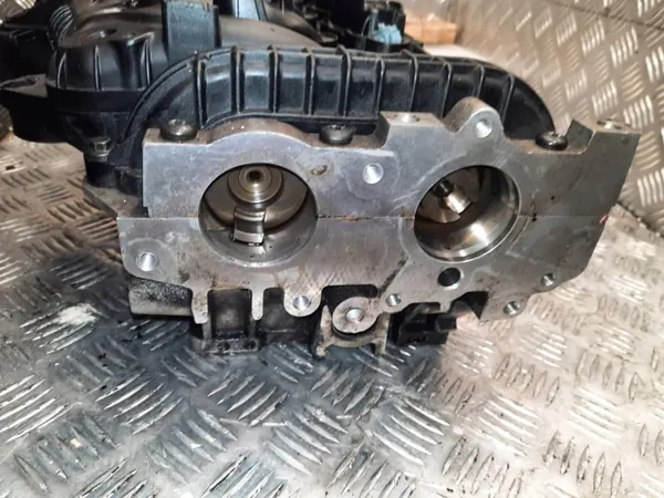 Cabeça de Cilindro Volvo OEM 30777365 para 2.0 D3 D4 2.4 D5 image 5
