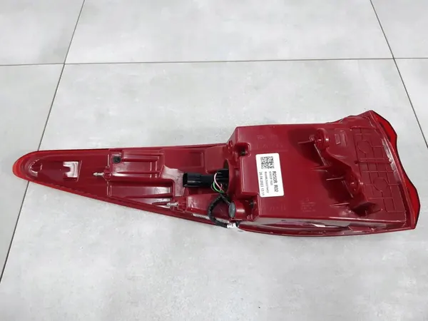 KIA SPORTAGE IV LIFT Lámpara Trasera Derecha 92402F1500 image 8