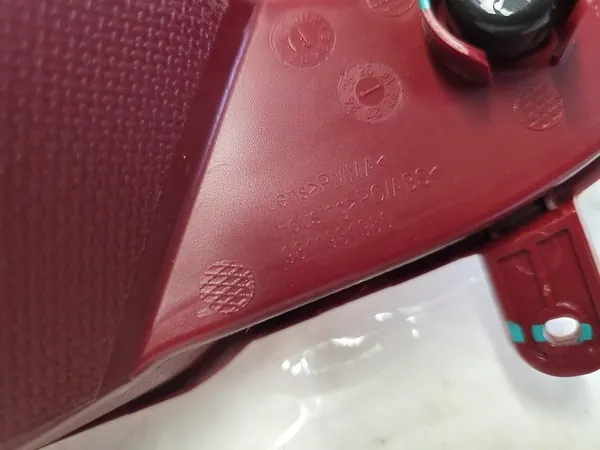 Luz trasera izquierda Peugeot 5008 II 17-> OEM 9811981980 image 4