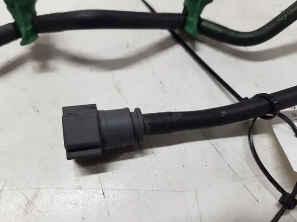 Kraftstoffrücklaufrohr VOLVO V50 1.6L Diesel 2008 image 2