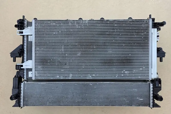 Radiadores de Refrigeración Ventiladores Fiat Ducato 2.2 Toyota Proace Max 2.2 OEM image 2