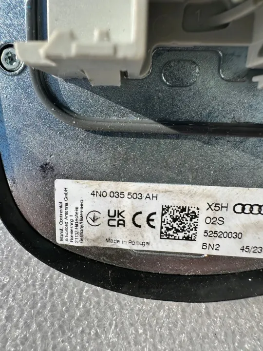 Antena de techo Audi A7 C8 OEM 4N0035503AH image 3