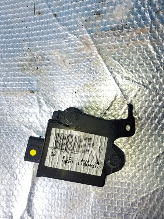Cache Module Start-Stop OEM 9801808680 pour Peugeot Citroen image 3