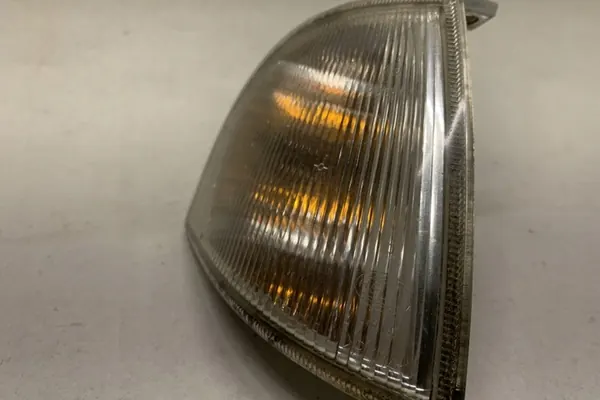 Sinalizador dianteiro direito SKODA OCTAVIA I 1U0953156A image 5