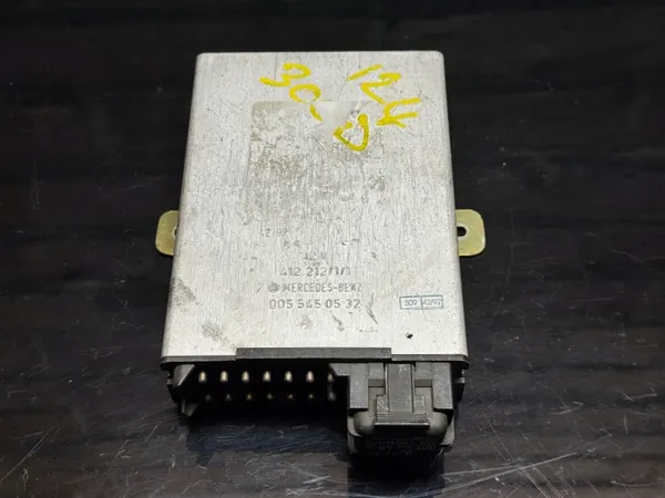 Module Régulateur Mercedes W124 OEM 0055450532 image 2