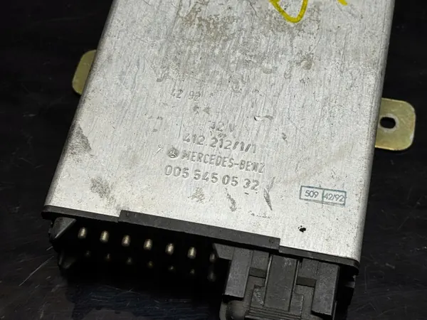 Module Régulateur Mercedes W124 OEM 0055450532 image 3