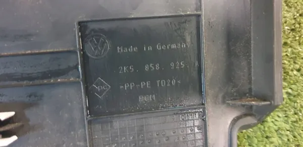 Volkswagen Caddy IV Cache Console Volant OEM 2K5858925A image 4