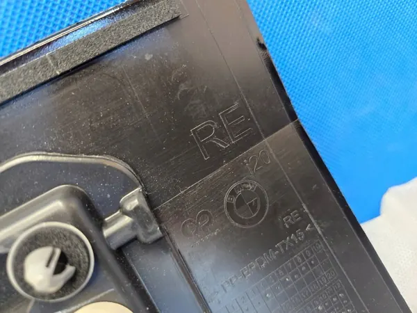 OEM QUA11695 Framdörr höger skyddlist BMW iX i20 image 8